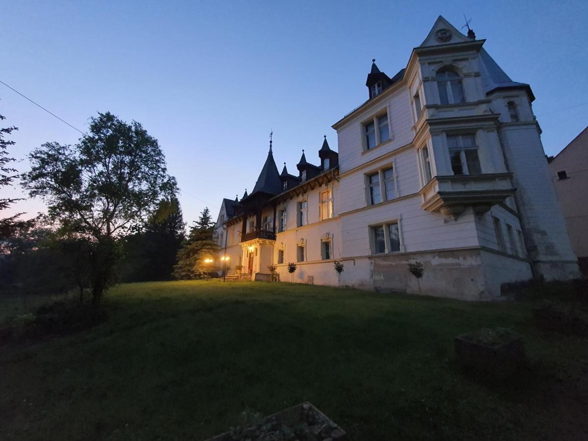 Palac Lawica- Splywy Przelomem Bardzkim Kłodzko Dış mekan fotoğraf
