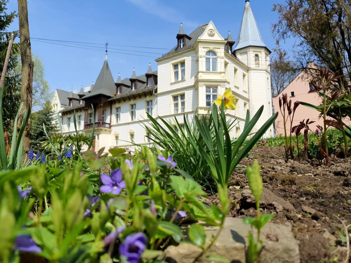 Palac Lawica- Splywy Przelomem Bardzkim Kłodzko Dış mekan fotoğraf